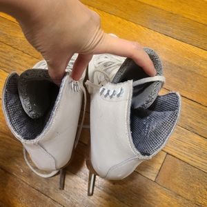 Riedell skates women's size 7